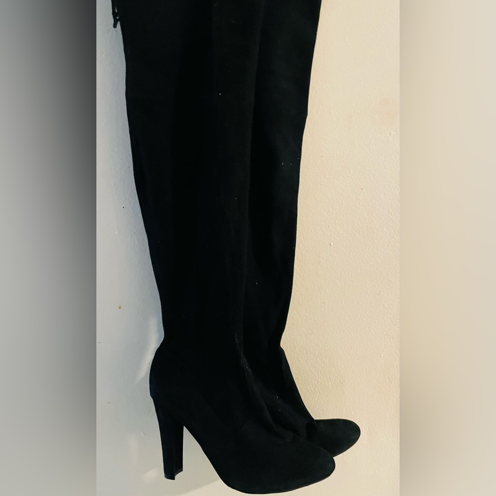 Steve Madden Knee High Boots Suede Size 10M